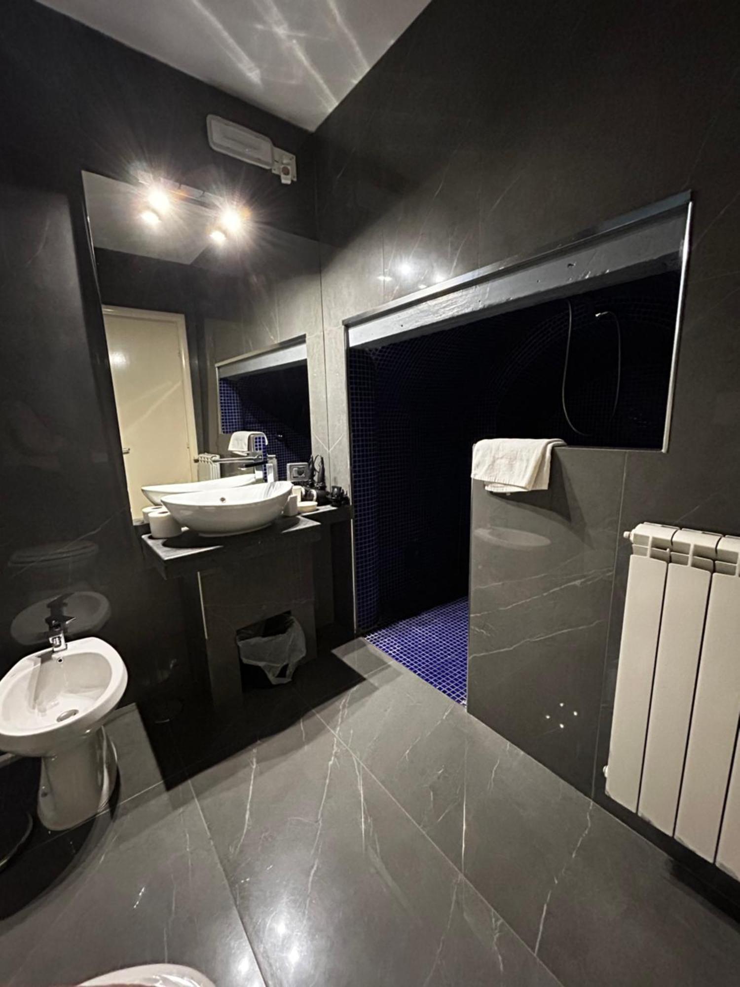 Wellness Hm Wellness Home By Dimorra Napoli Eksteriør bilde