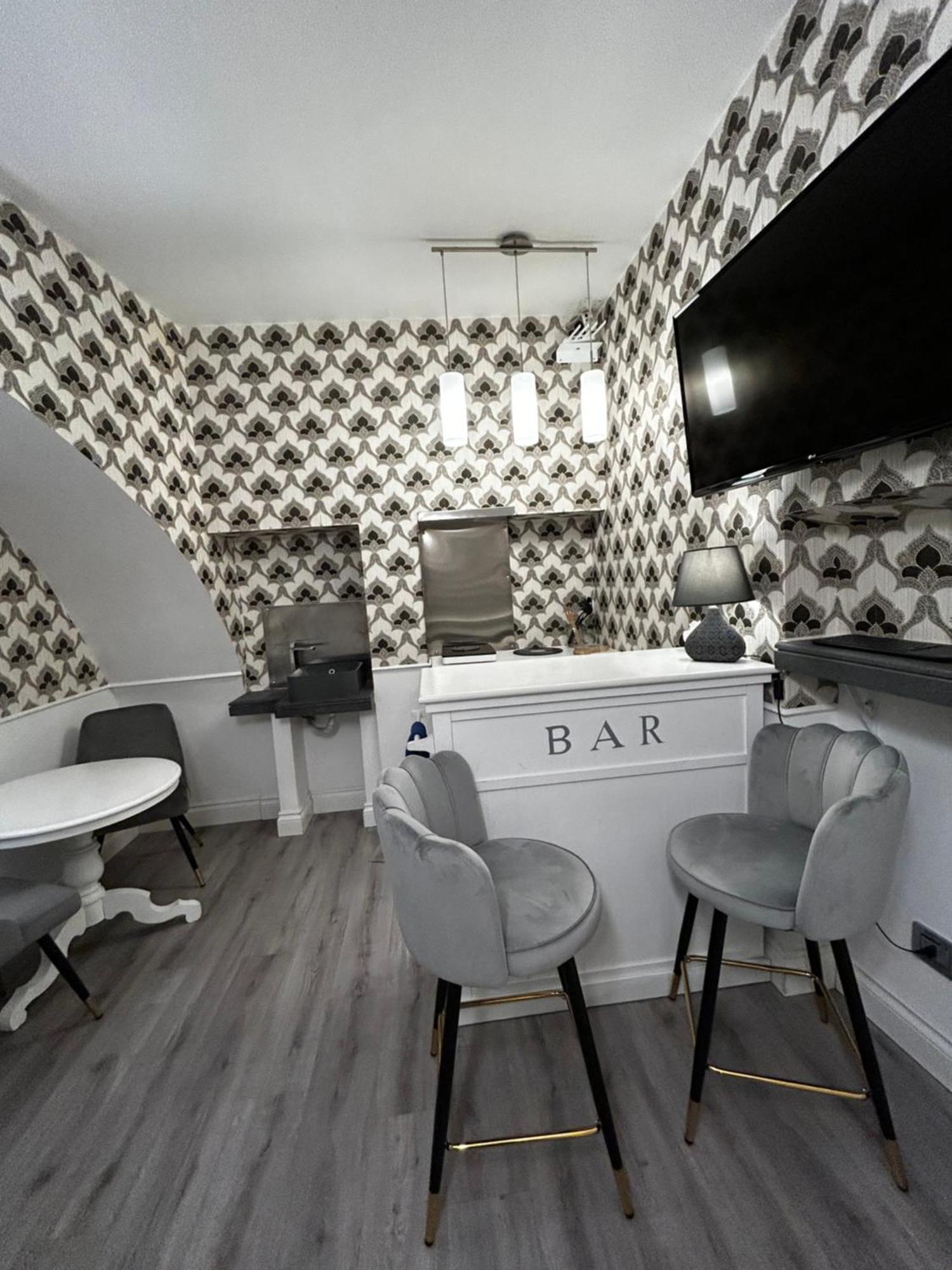 Wellness Hm Wellness Home By Dimorra Napoli Eksteriør bilde