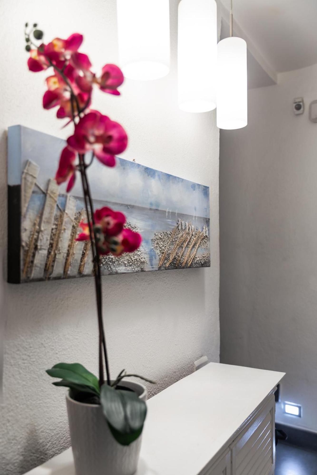 Wellness Hm Wellness Home By Dimorra Napoli Eksteriør bilde